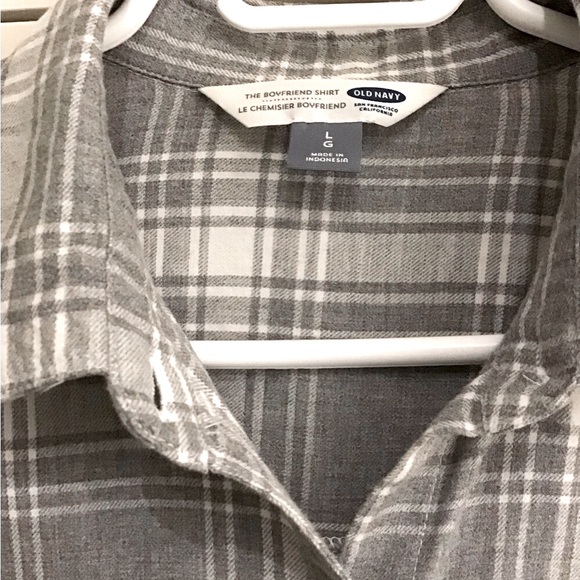 OLD NAVY Grey and White Boyfriend Shirt - Picture 4 of 9